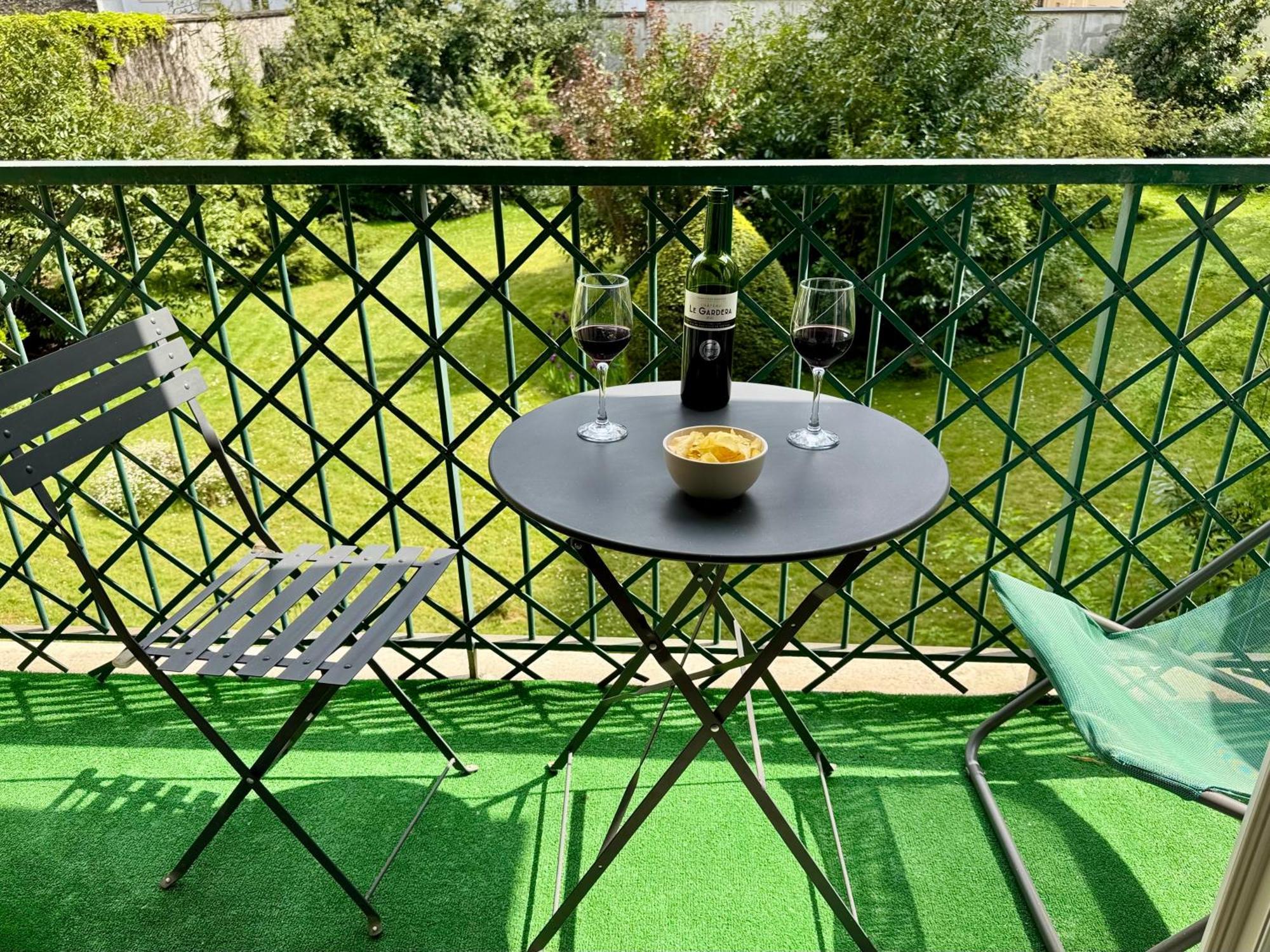 Superbe Appartement Avec Belle Vue Jardin Paris Exterior foto